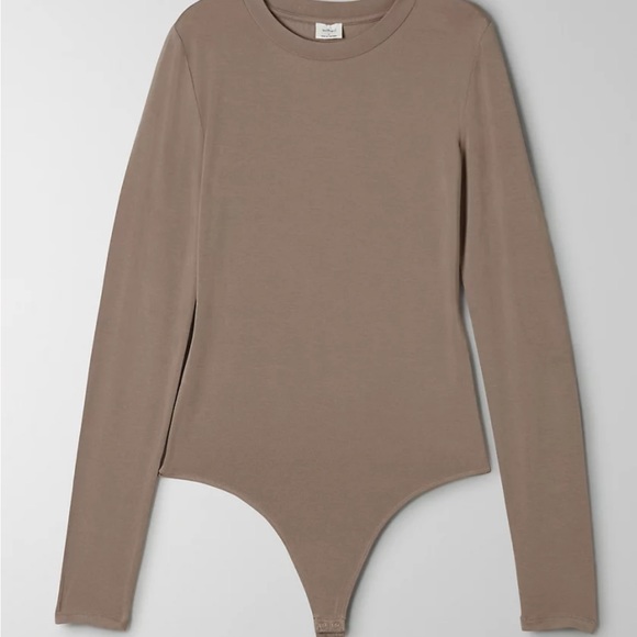 Aritzia Wilfred WHITE Baby Longsleeve Bodysuit NWT - Picture 3 of 4